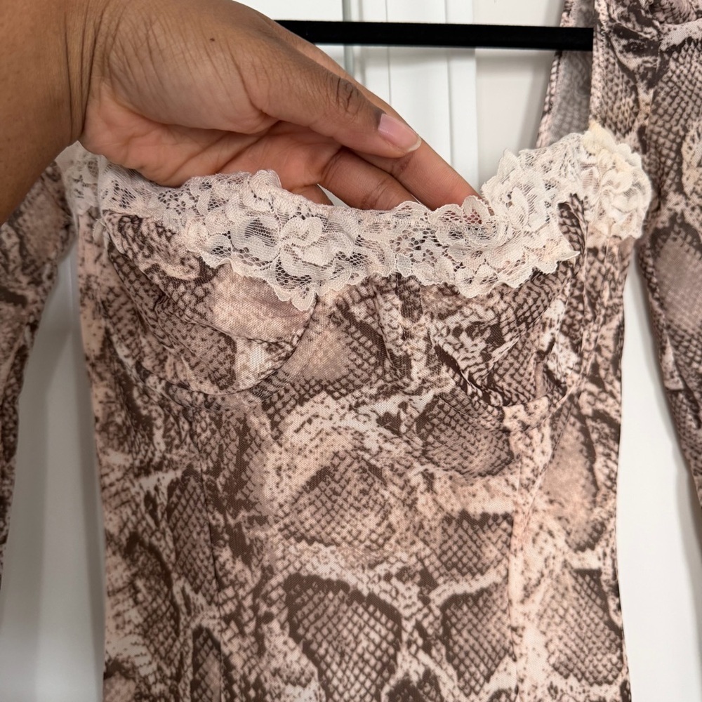 House of CB Seraphina Snake Print Corset Dress - Picture 8 of 10